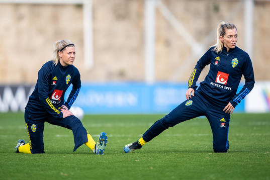 Olivia Schough and Linda Sembrant of Sweden