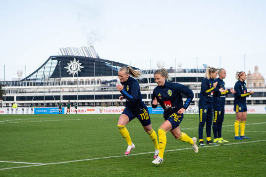 Stina Blackstenius and Rebecka Blomqvist of Sweden