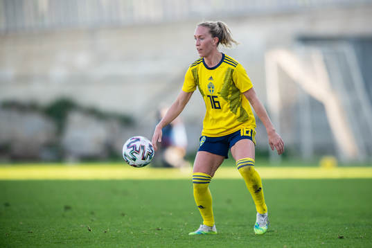 Julia Roddar of Sweden