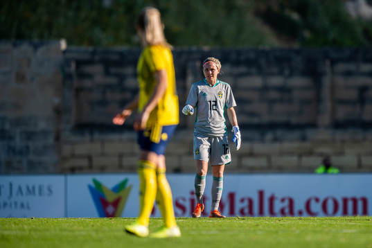 goalkeeper Jennifer Falk of Sweden
