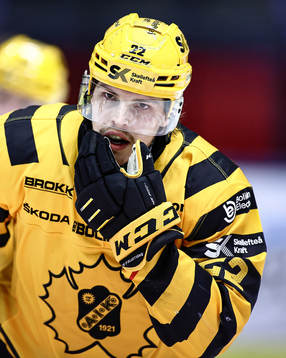 Skellefteås Jonathan Johnsson jublar