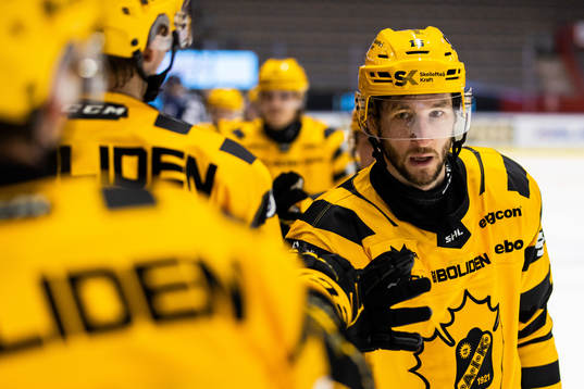 Skellefteås Melker Karlsson jublar
