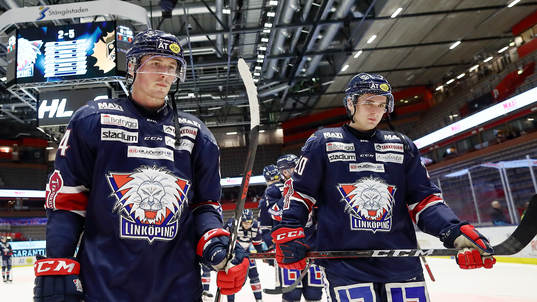 Linköpings Petteri Nikkilä och Nikola Pasic deppar