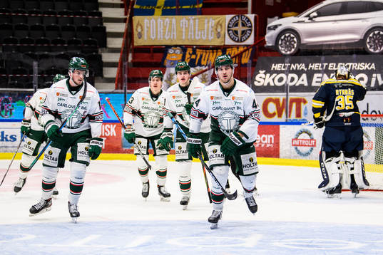 Tingsryds Jonatan Harju jublar