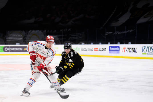 s Anton Karlsson