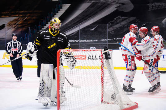 s målvakt Jesper Vikman deppar och Timrås Jonathan