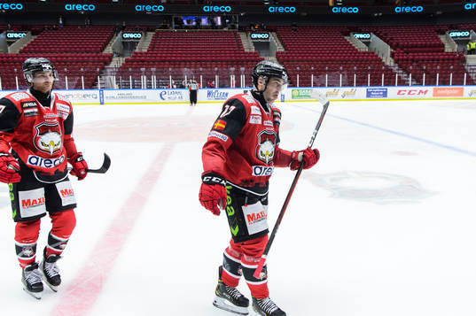 Malmö Redhawks Pathrik Westerholm jublar