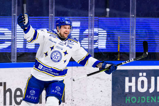 Leksands Jonas Ahnelöv jublar