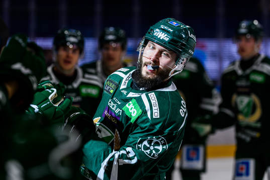 Färjestads Jesse Virtanen jublar