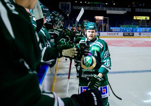 Färjestads Jacob Nilsson jublar