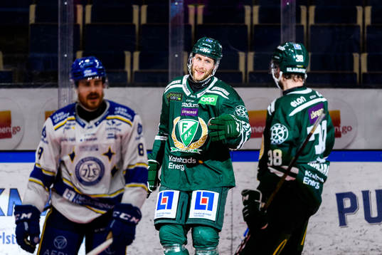 Färjestads Per Åslund jublar