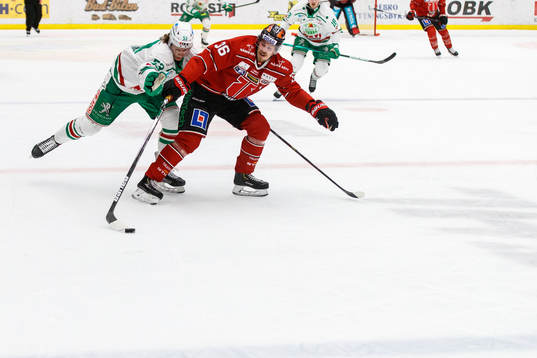 Rögles Moritz Seider och Örebros Emil Larsson