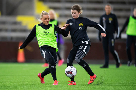 Moa Skoglund och Ida Backlund