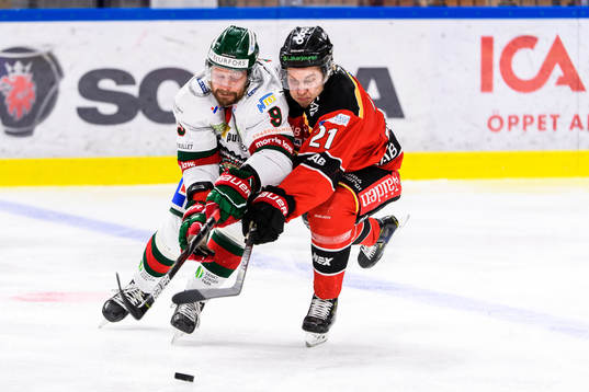 Frölundas Jan Mursak och Luleås Juhani Tyrväinen