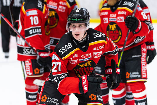 Luleås Nils Lundkvist jublar