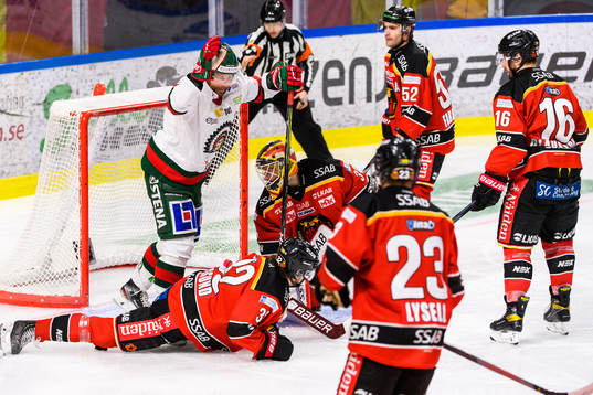 Frölundas Robin Alvarez jublar