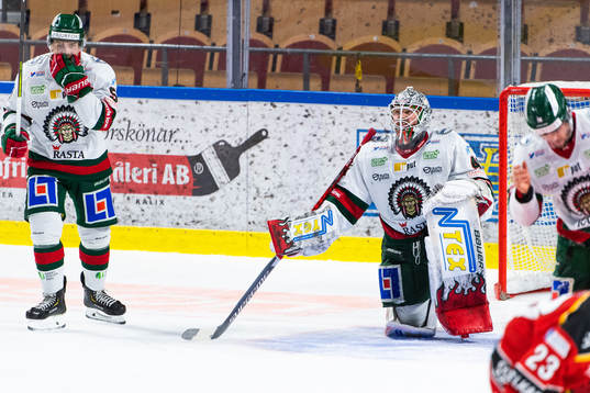 Frölundas målvakt Niklas Rubin deppar