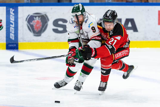 Frölundas Jan Mursak och Luleås Juhani Tyrväinen