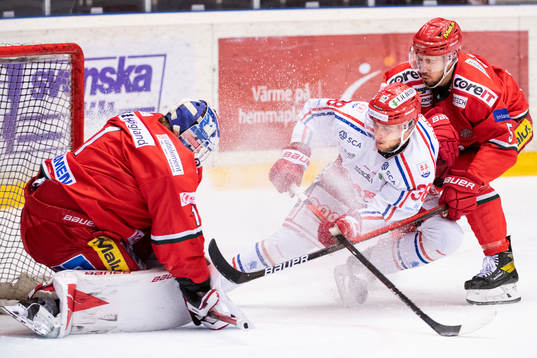 Modos målvakt Tex Williamsson, Timrås Jacob Olofsson och