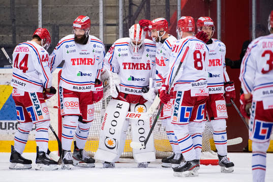 Timrås spelare jublar