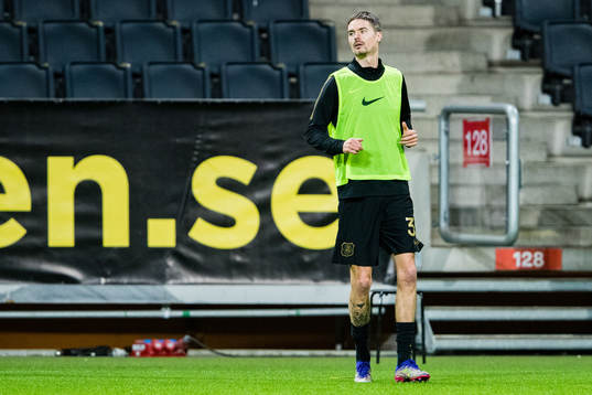s Mikael Lustig