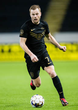 s Sebastian Larsson
