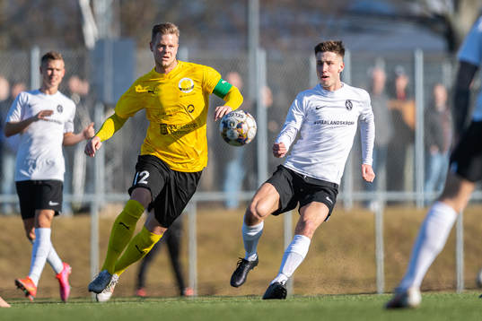 Mjällbys David Löfquist mot Landskronas Filip Olsson