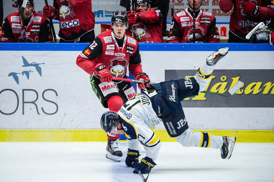 s Emil Johansson