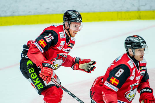 Malmö Redhawks Matias Lassen blodig