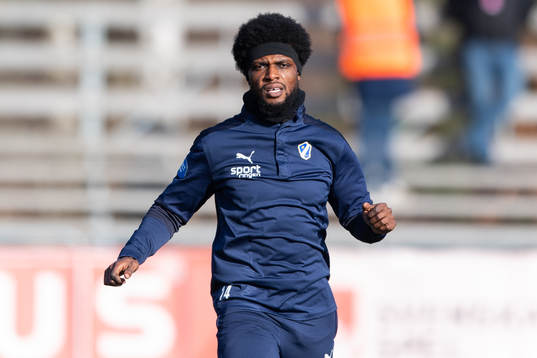 Halmstads Joseph Baffo före fotbollsmatchen i Svenska