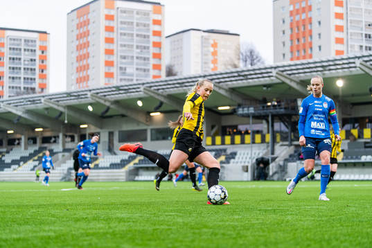 Häckens Stina Blackstenius