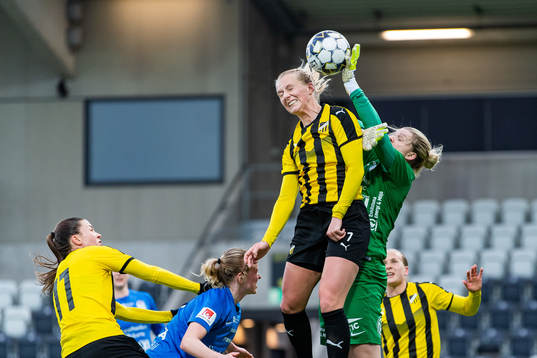 Häckens Stina Blackstenius