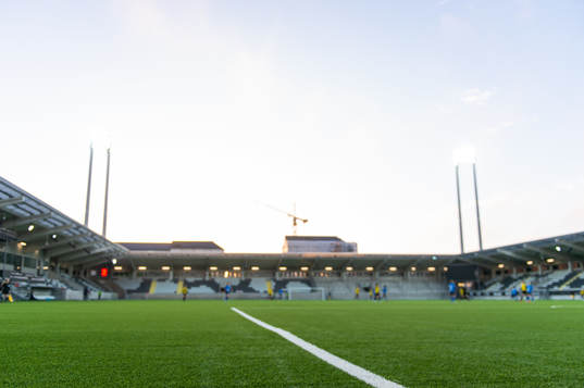 Konstgräs på Bravida Arena