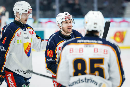 Djurgårdens Niclas Bergfors jublar