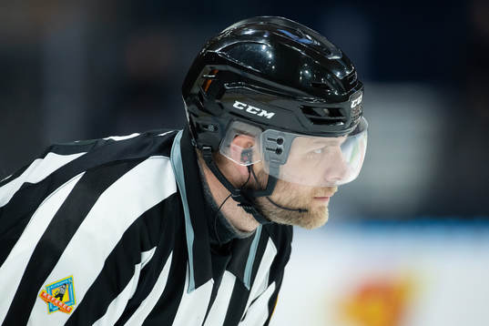 Linjedomare Simon Hillborg