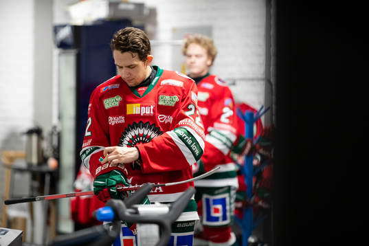 Frölundas Linus Nässén innan ishockeymatchen i SHL