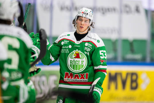 Rögles Moritz Seider jublar