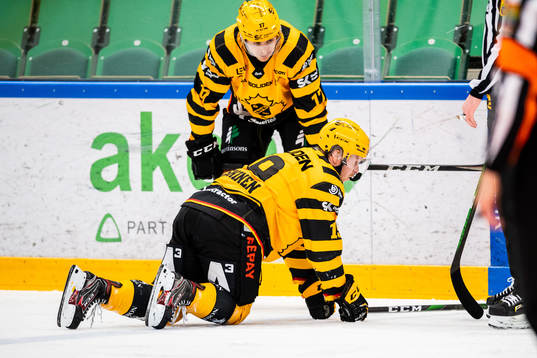 Skellefteås Tuomas Kiiskinen har ont