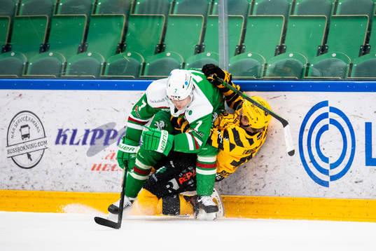 Rögles Erlend Lesund och Skellefteås Jonatan Berggren
