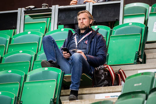 Niklas Kronwall på läktaren