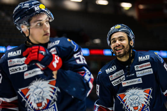 Linköpings Joshua Ho-Sang jublar