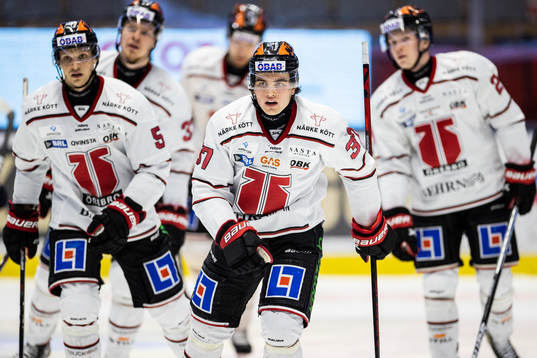 Örebros Glenn Gustafsson jublar