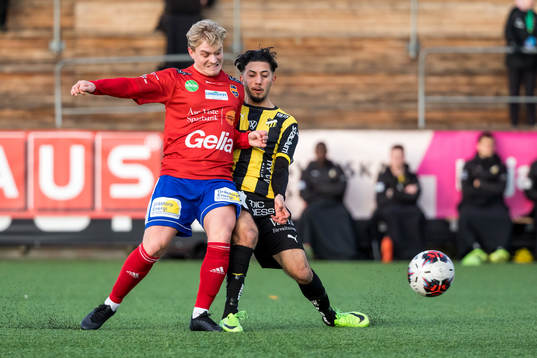 Gauthiods Lukas Hjort och Häckens Samir Maarouf