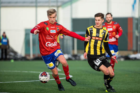 Gauthiods Filip Kalmertun och Häckens Leo Bengtsson