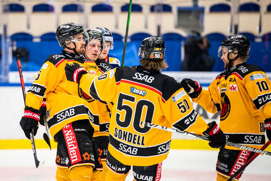 Luleås Einar Emanuelsson jublar