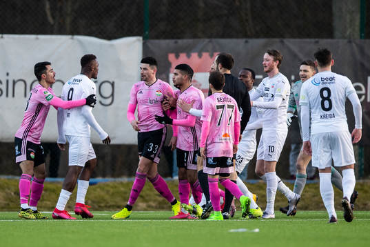 Helsingborgs Alhaji Gero och Dalkurds Irfan Jasarevic i