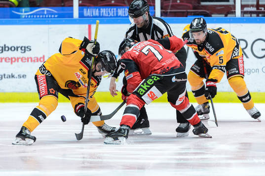 Luleås Juhani Tyrväinen och Malmö Redhawks Jan-Mikael