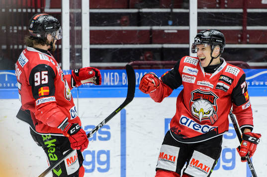 Malmö Redhawks Jan-Mikael Järvinen jublar