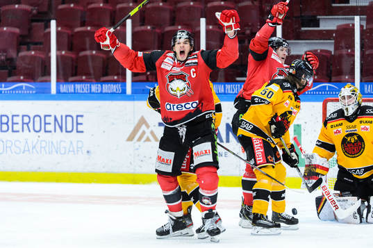 Malmö Redhawks Oliver Lauridsen jublar
