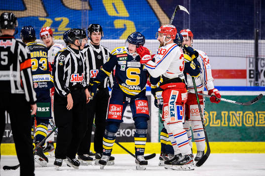 Södertäljes Lucas Nordsäter och Timrås Albin Lundin